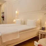 Corinne Art & Boutique 4*