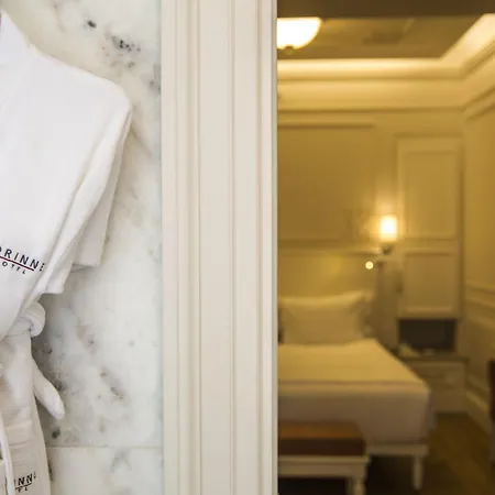 Hotel Corinne Art & Boutique 4*