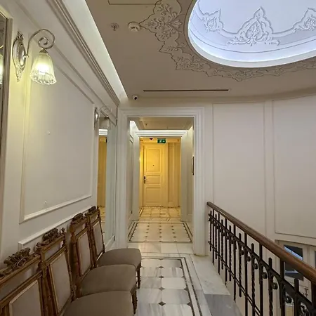 Hotel Corinne Art&boutique 4*
