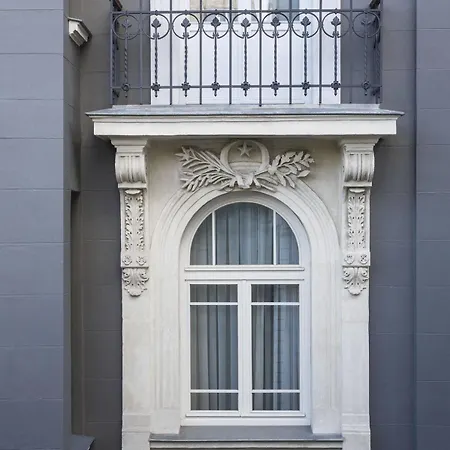 Hotel Corinne Art & Boutique 4*